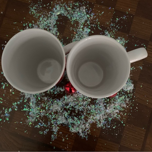 Set of Two Tall Laura Secord Mugs - Picture 3 of 5